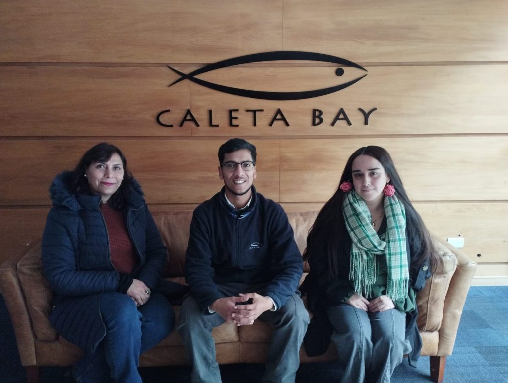 Prof. Magdalena en pasantía empresa Caleta Bay (2da foto)
